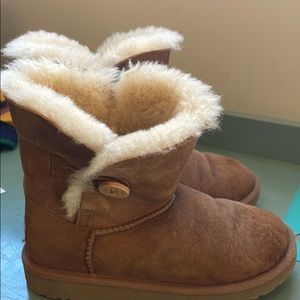 Girls UGG boots size 1